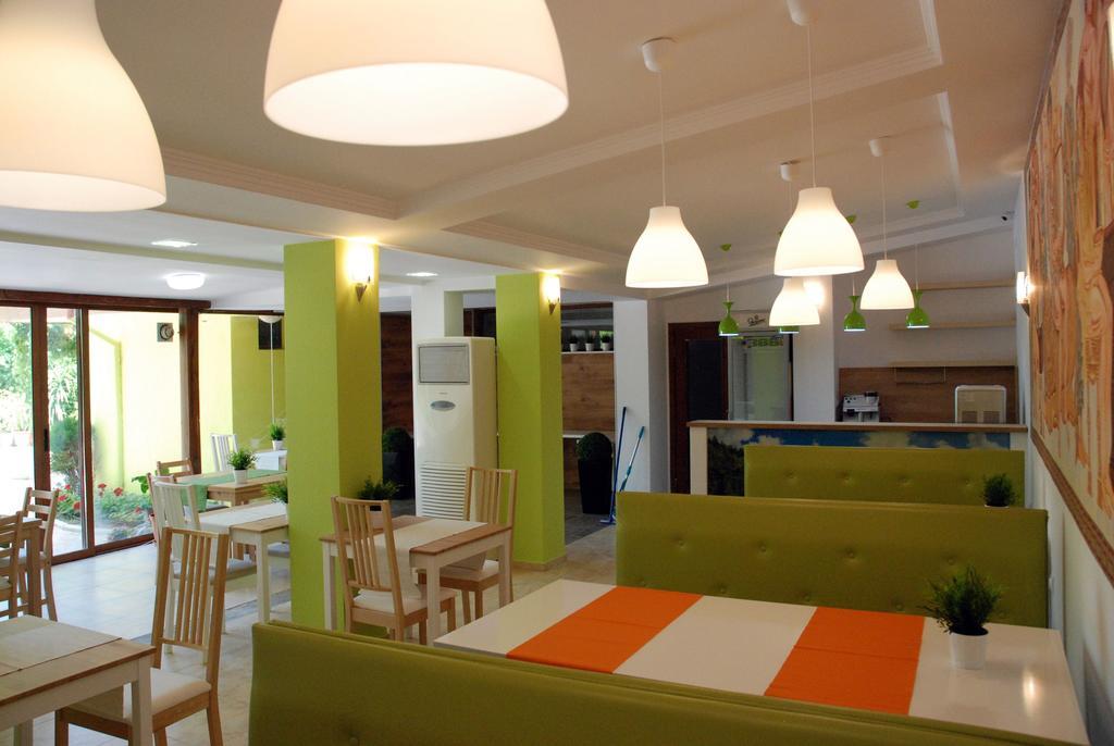 Green Hisar Hotel Family Hisarya Exterior photo